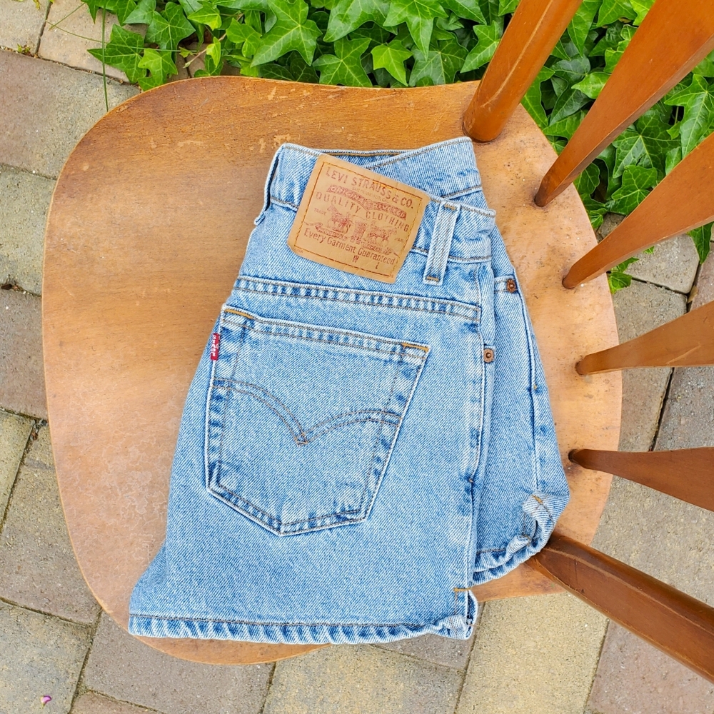 Vintage levi's shorts